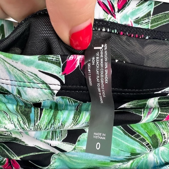 TORRID Tropical Bird of Paradise Ruched High Rise Bikini Bottoms, Size 0X - Picture 4 of 4